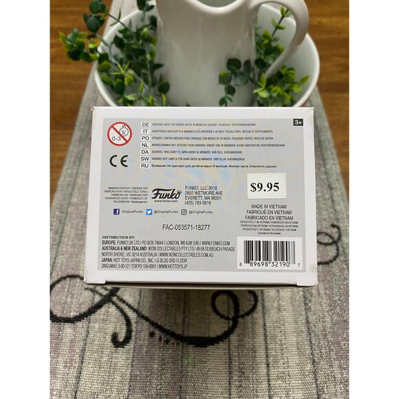 Funko Pop Disney:  Mickey Mouse - Band Concert Mickey - Picture 6 of 6